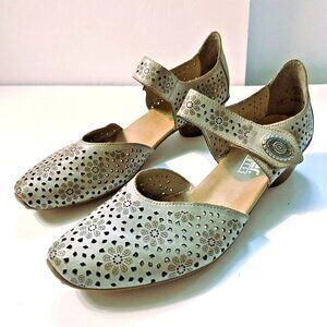 Rieker Mirjam Women's Gray Perforated Leather Mary Jane Pumps Size 9 EU 40 EUC
